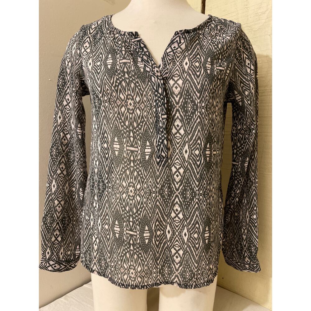American‎ Eagle Outfitters Size XS Women's Blouse Top Sheer Casual Print